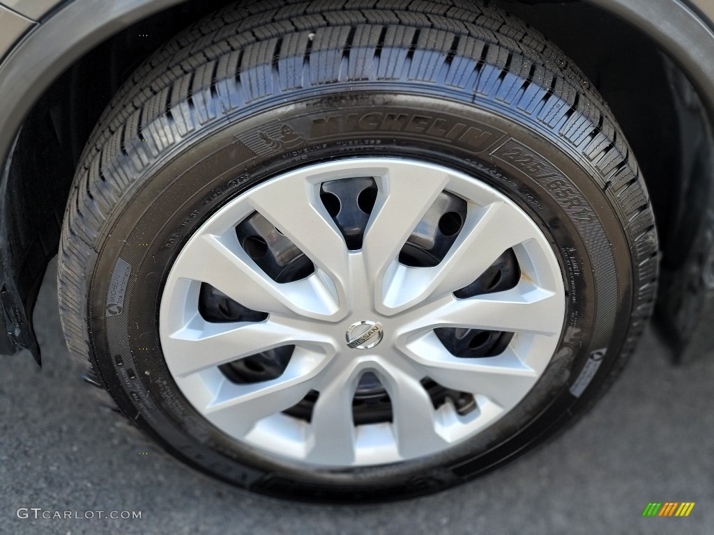 2017 Rogue S AWD - Gun Metallic / Charcoal photo #31