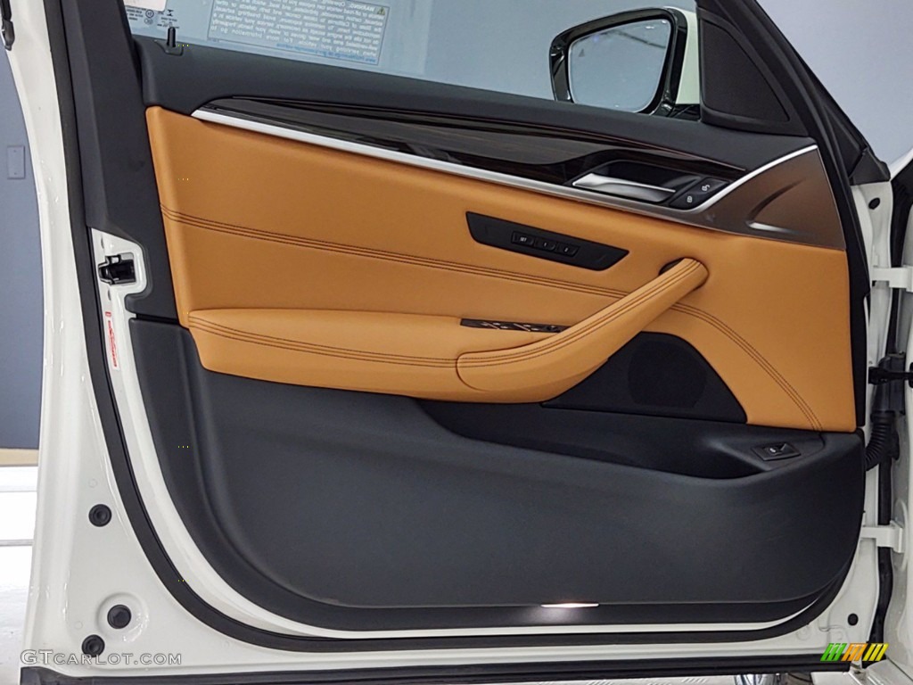 2021 BMW 5 Series 540i Sedan Cognac Door Panel Photo #141135576