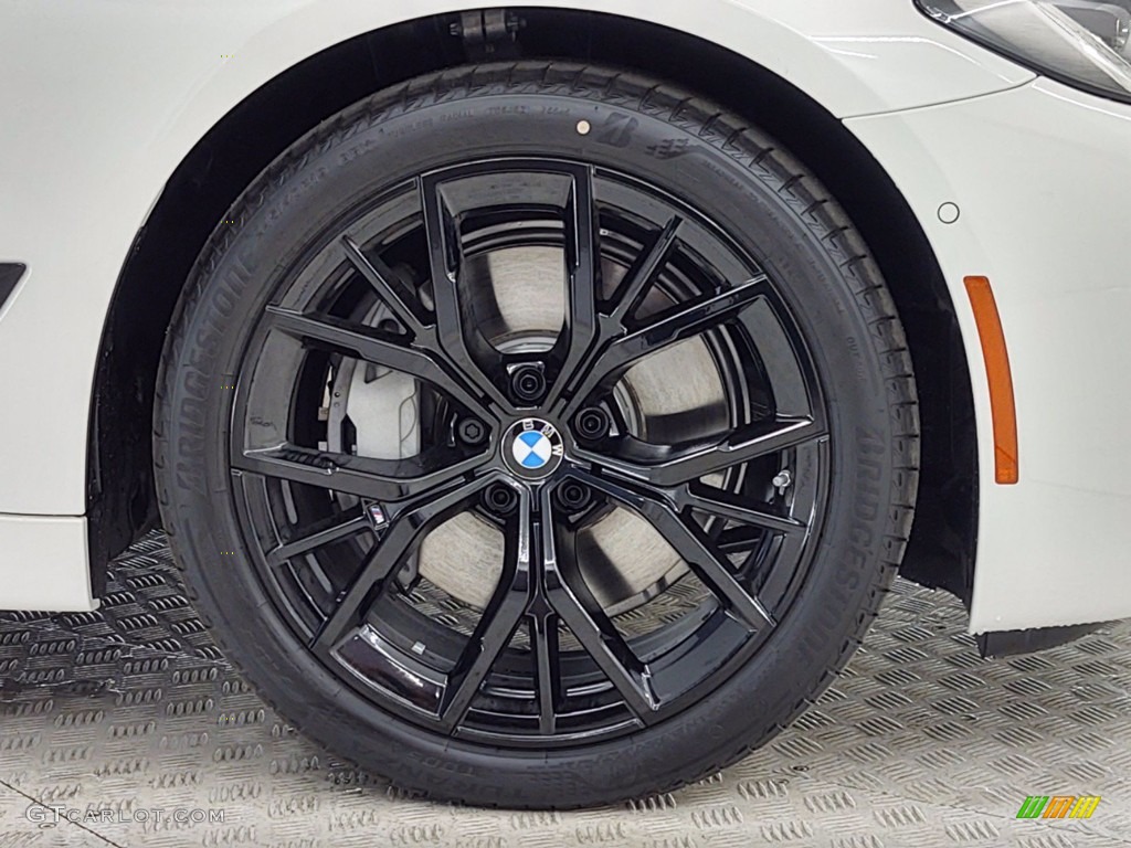 2021 5 Series 540i Sedan - Alpine White / Black photo #3