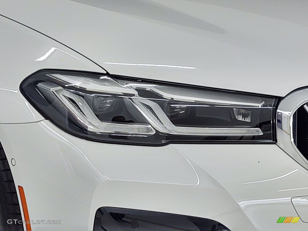 2021 5 Series 540i Sedan - Alpine White / Black photo #20