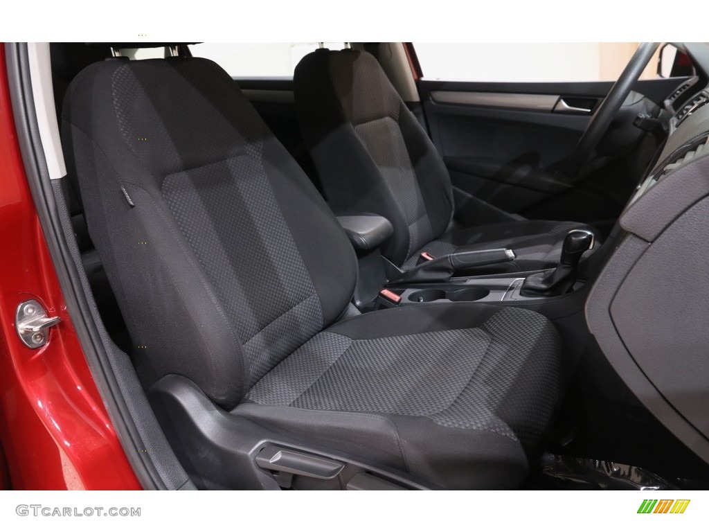 2015 Passat S Sedan - Fortana Red Metallic / Titan Black photo #11