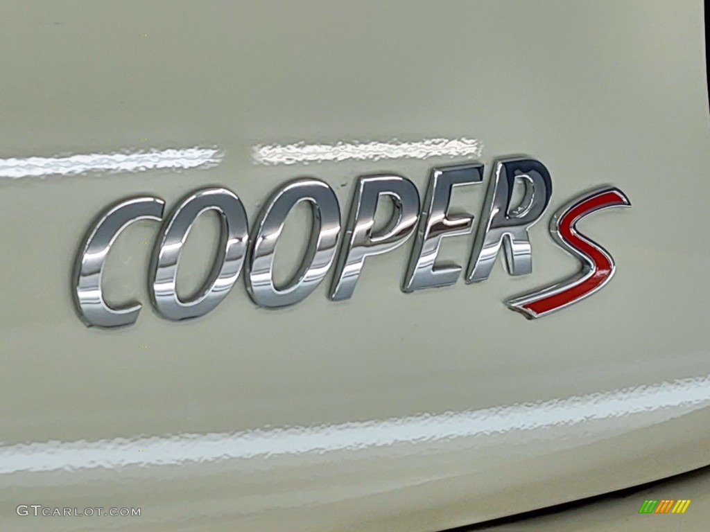 2021 Mini Hardtop Cooper S Marks and Logos Photos
