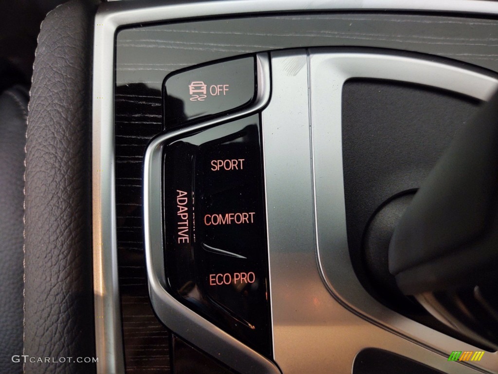 2021 7 Series 740i Sedan - Black Sapphire Metallic / Black photo #17