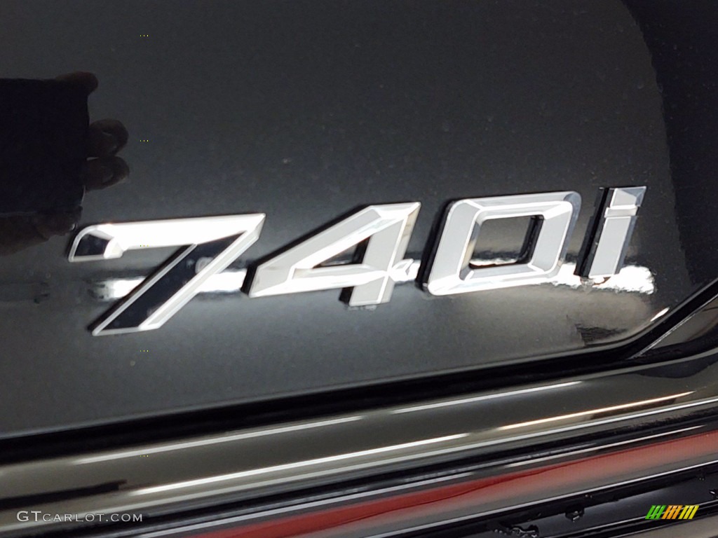 2021 7 Series 740i Sedan - Black Sapphire Metallic / Black photo #24