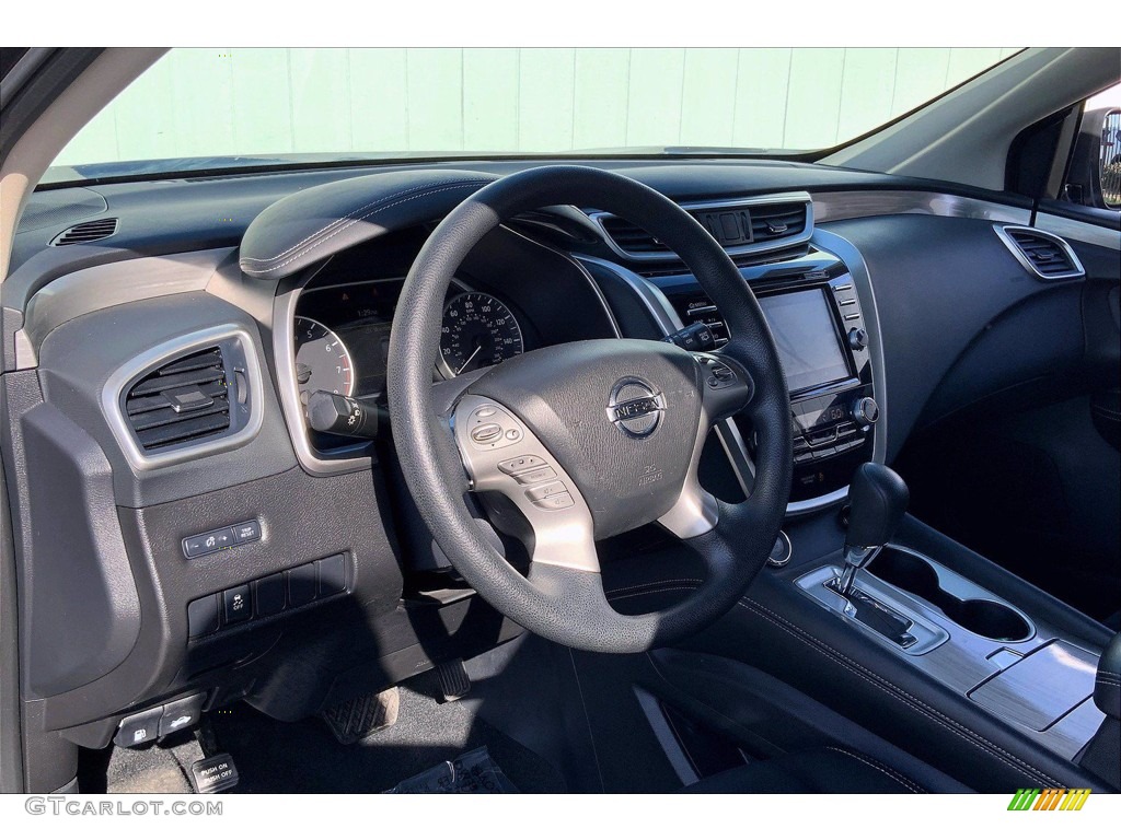 2017 Murano S AWD - Magnetic Black / Graphite photo #54