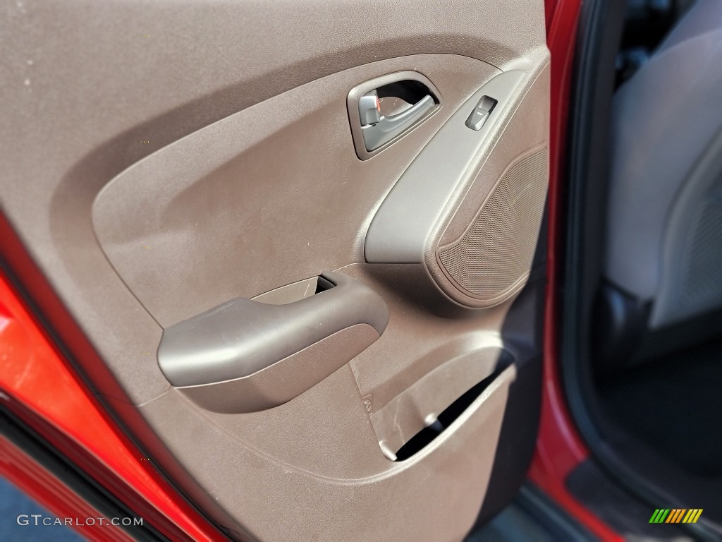 2014 Tucson GLS - Garnet Red / Beige photo #28