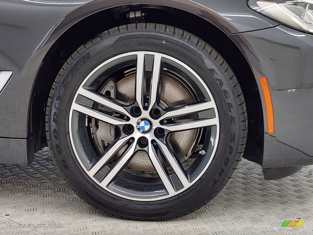 2021 BMW 5 Series 540i Sedan Wheel Photos