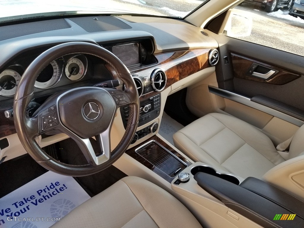 2013 GLK 350 4Matic - Diamond White Metallic / Almond/Mocha photo #10