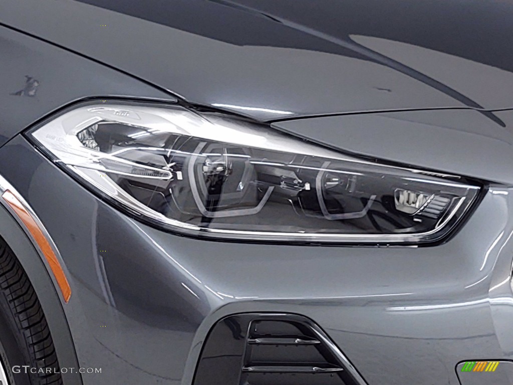 2021 X2 sDrive28i - Mineral Gray Metallic / Black photo #20