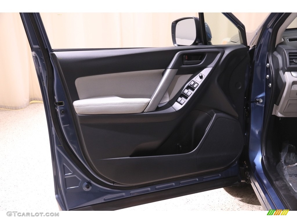 2014 Forester 2.5i Premium - Marine Blue Pearl / Platinum photo #4