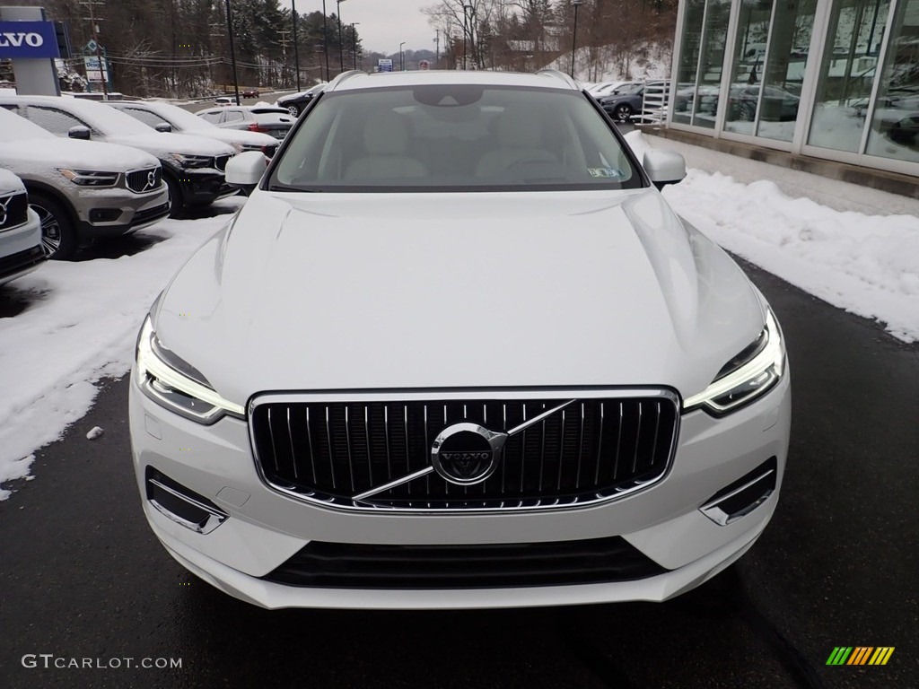 2018 XC60 T5 AWD Inscription - Ice White / Blonde photo #8