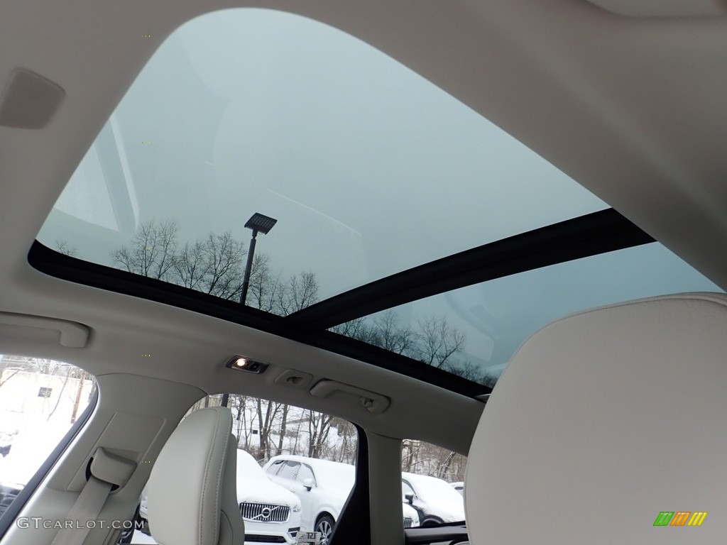 2018 XC60 T5 AWD Inscription - Ice White / Blonde photo #20