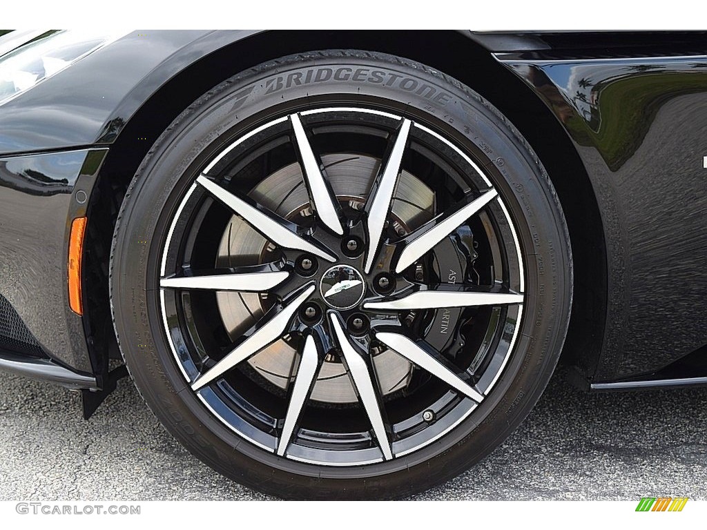 2017 Aston Martin DB11 Launch Edition Coupe Wheel Photo #141148784