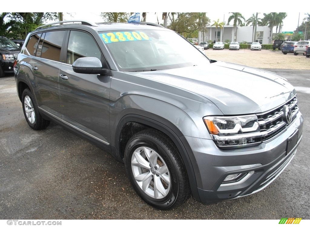 Platinum Gray Metallic 2018 Volkswagen Atlas SEL 4Motion Exterior Photo #141149195