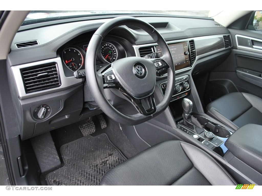 Titan Black Interior 2018 Volkswagen Atlas SEL 4Motion Photo #141149501