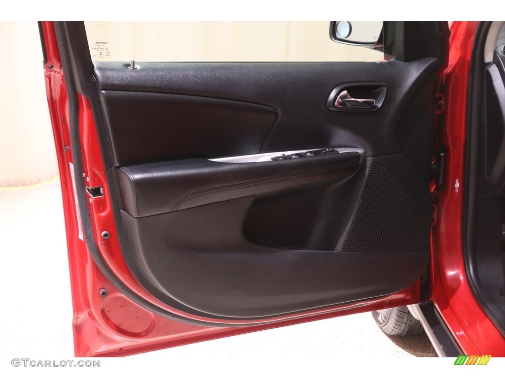2015 Journey SE - Redline 2 Coat Pearl / Black photo #4
