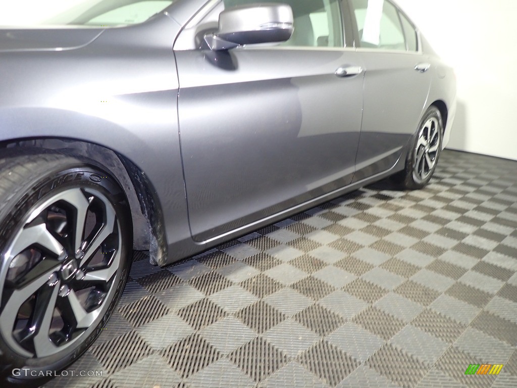 2017 Accord EX-L V6 Sedan - Modern Steel Metallic / Gray photo #14