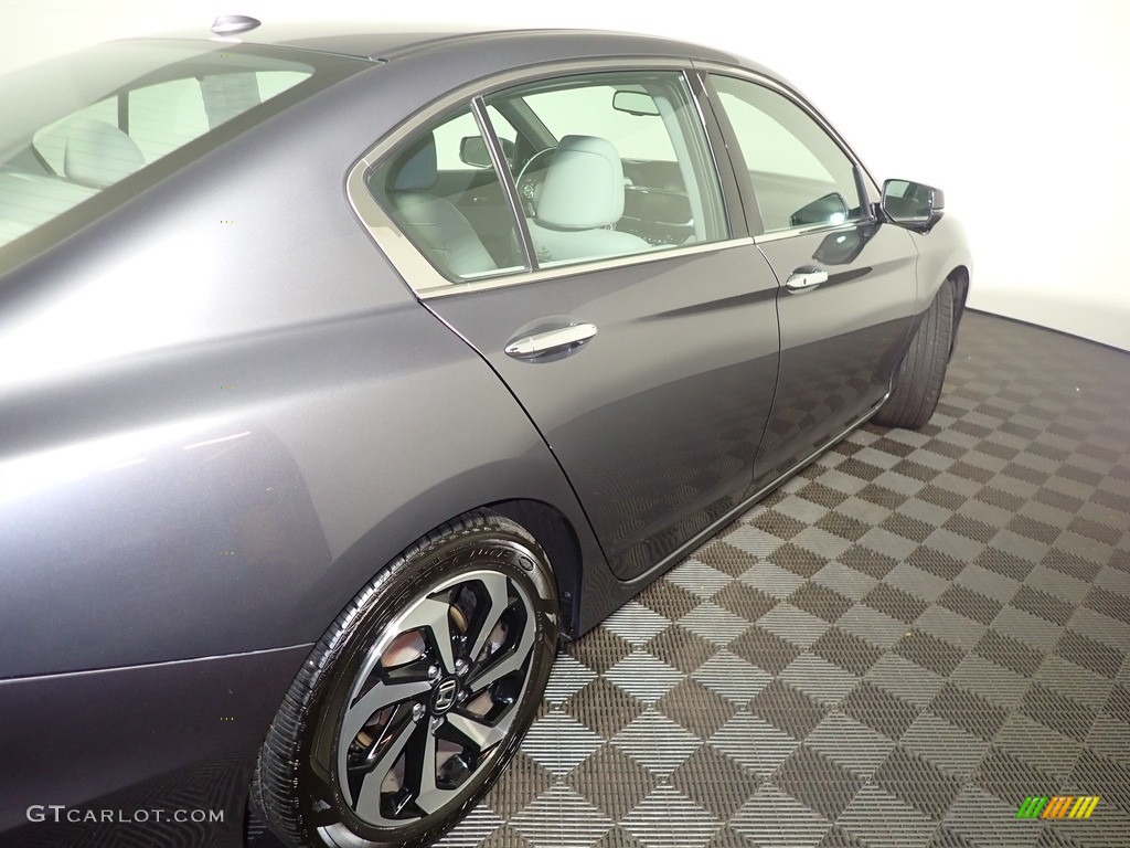2017 Accord EX-L V6 Sedan - Modern Steel Metallic / Gray photo #23
