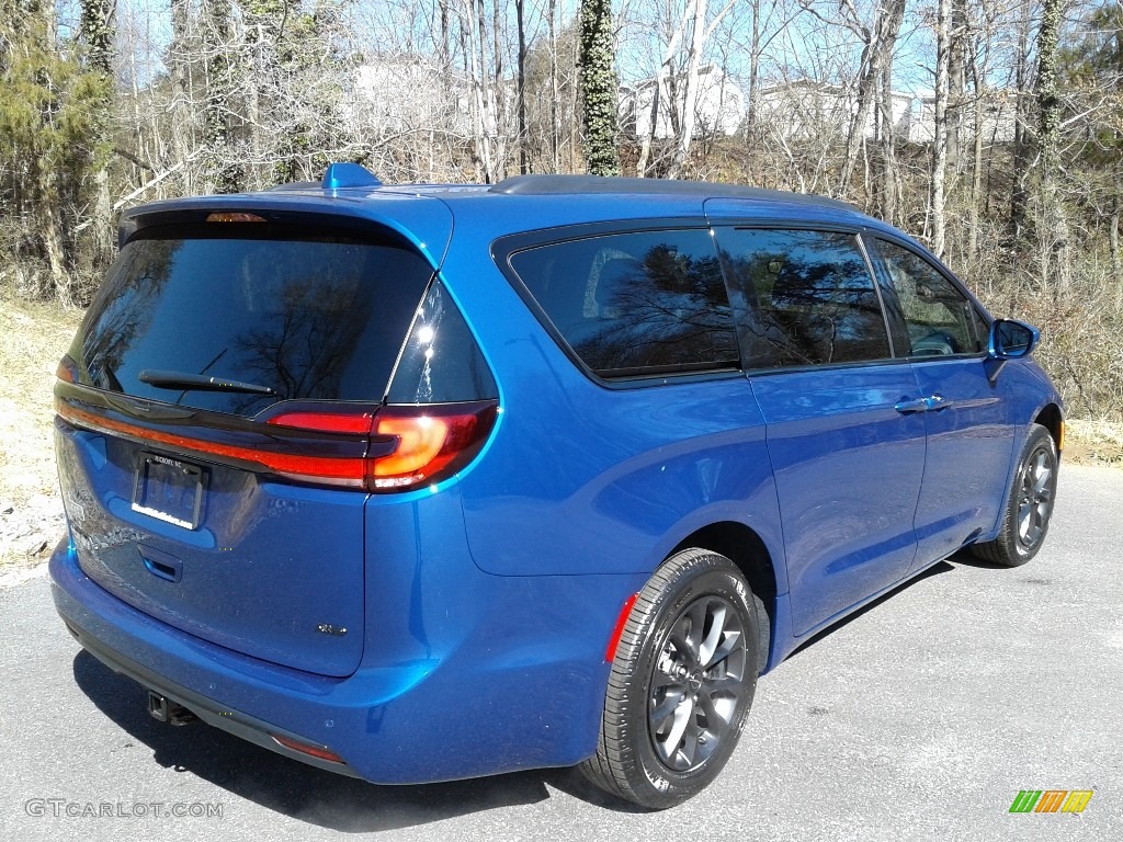 2021 Pacifica Touring AWD - Ocean Blue Metallic / Black photo #6