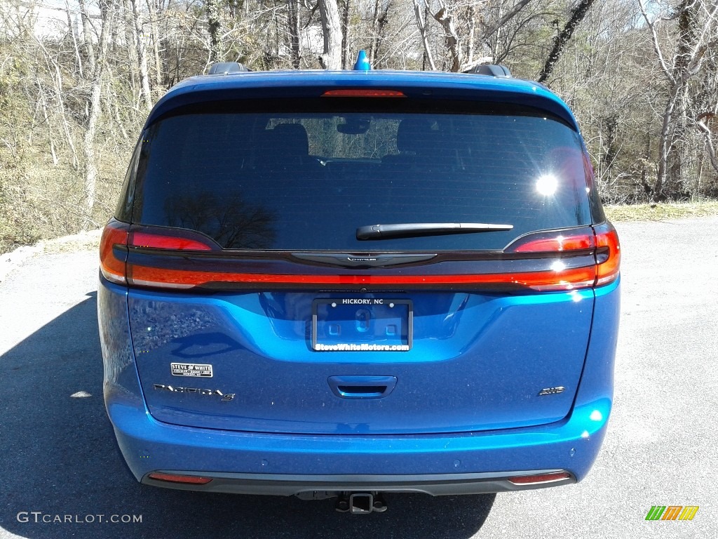 2021 Pacifica Touring AWD - Ocean Blue Metallic / Black photo #7