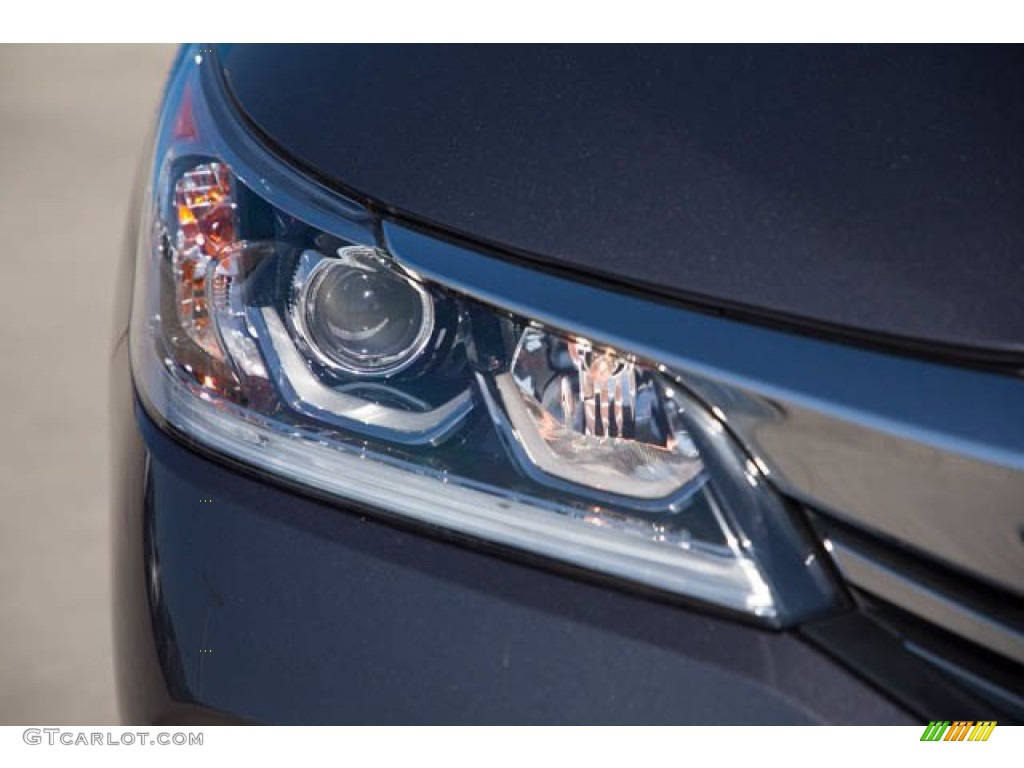 2017 Accord LX Sedan - Modern Steel Metallic / Black photo #8