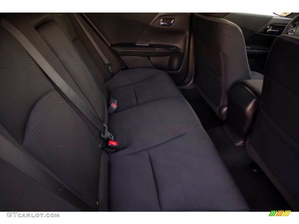 2017 Accord LX Sedan - Modern Steel Metallic / Black photo #20