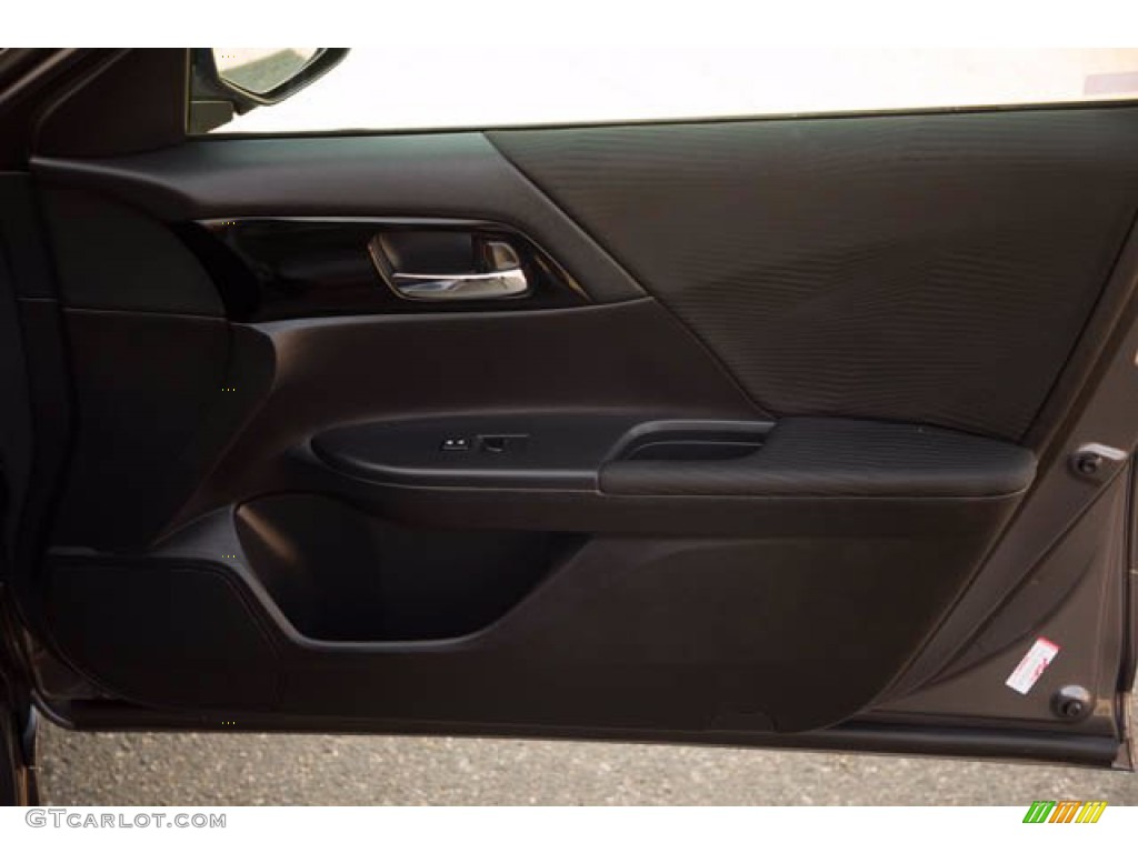 2017 Accord LX Sedan - Modern Steel Metallic / Black photo #31