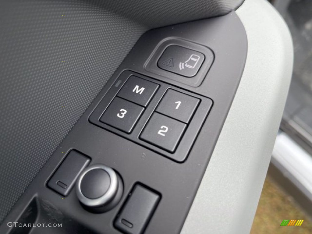 2021 Defender 110 SE - Tasman Blue Metallic / Acorn photo #14