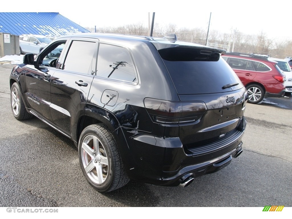 2017 Grand Cherokee SRT 4x4 - Diamond Black Crystal Pearl / Black photo #7