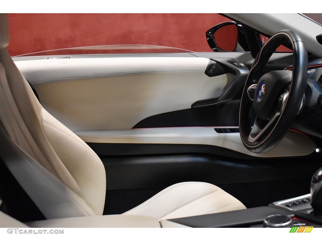 2017 i8  - Crystal White Pearl Metallic / Giga Ivory White photo #15