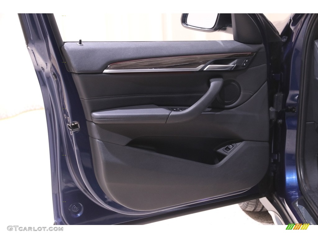 2018 X1 xDrive28i - Mediterranean Blue Metallic / Black photo #4