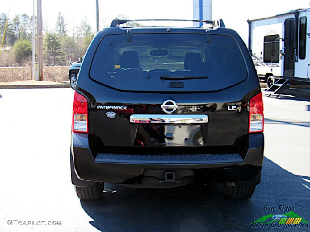 2010 Pathfinder LE - Super Black / Cafe Latte photo #4