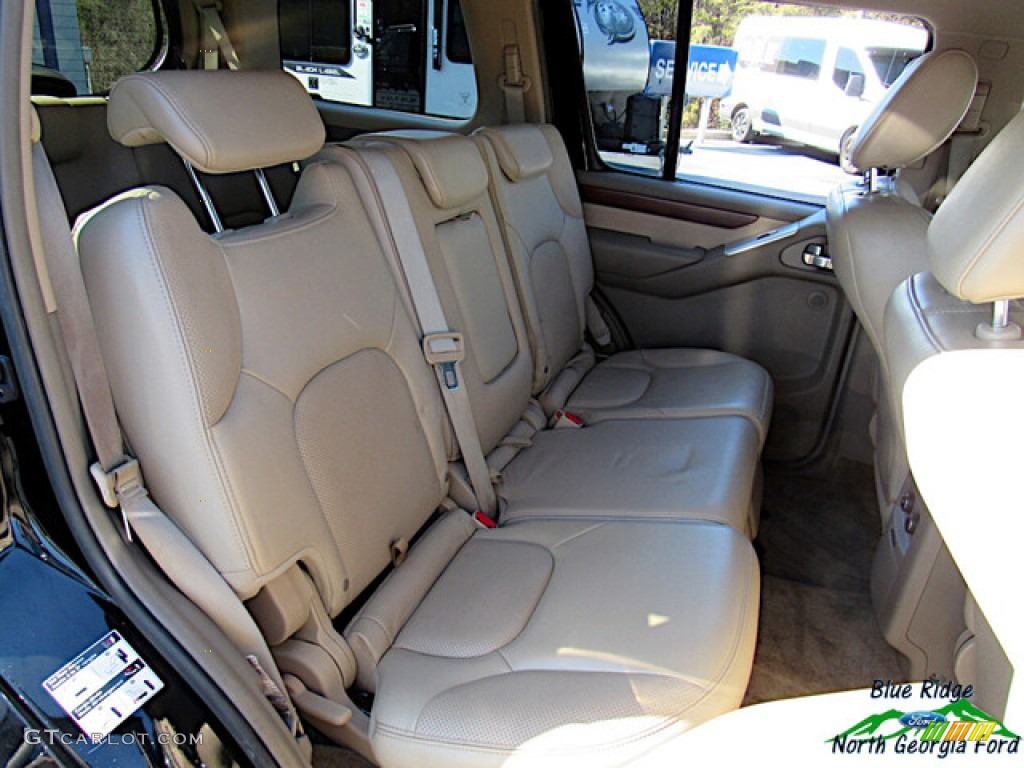 2010 Pathfinder LE - Super Black / Cafe Latte photo #18