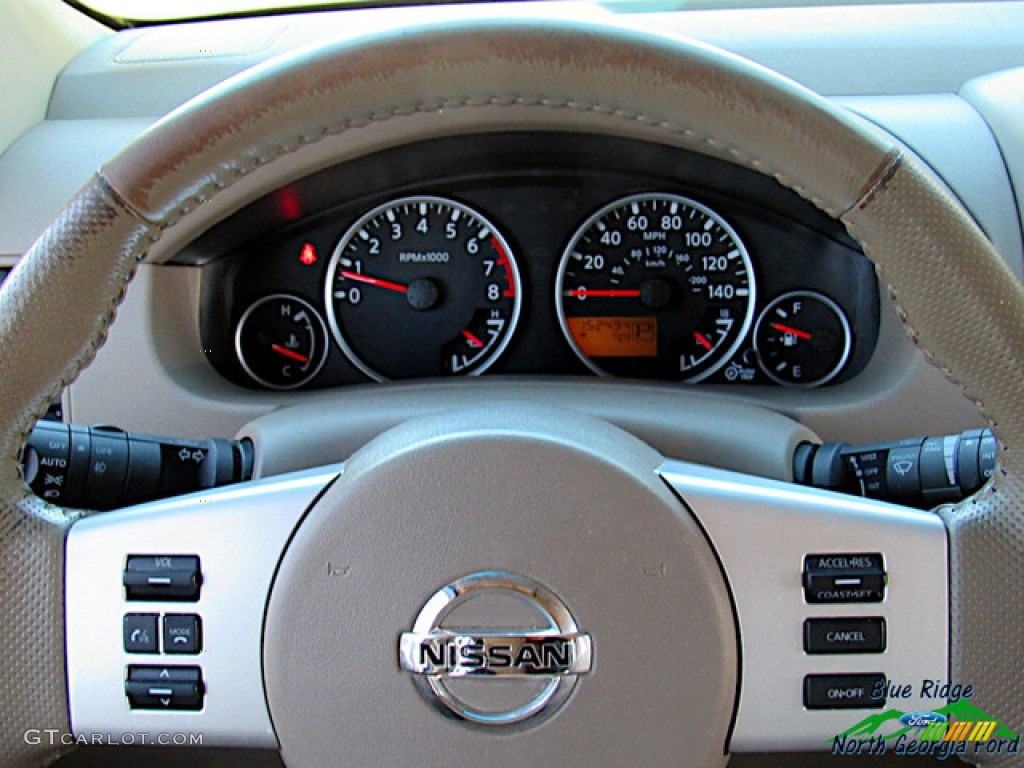 2010 Pathfinder LE - Super Black / Cafe Latte photo #21
