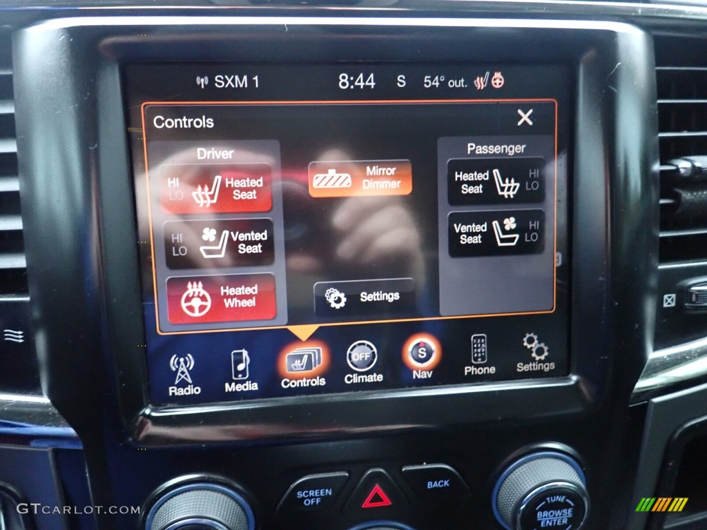 2014 1500 Sport Crew Cab 4x4 - Black / Black photo #3