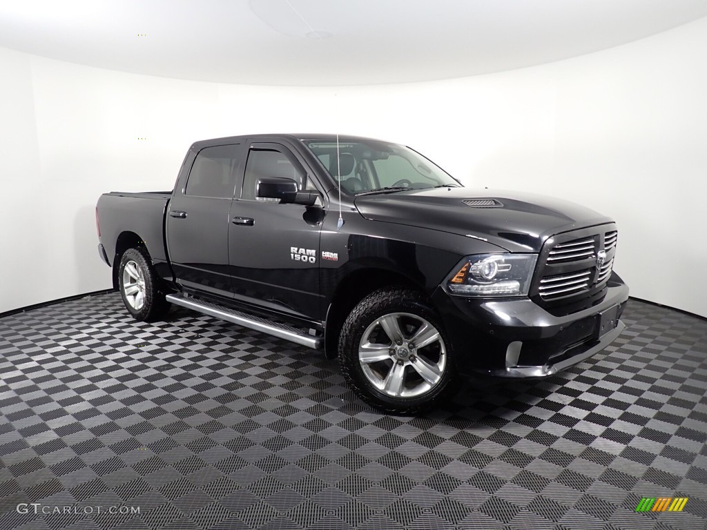 2014 1500 Sport Crew Cab 4x4 - Black / Black photo #7