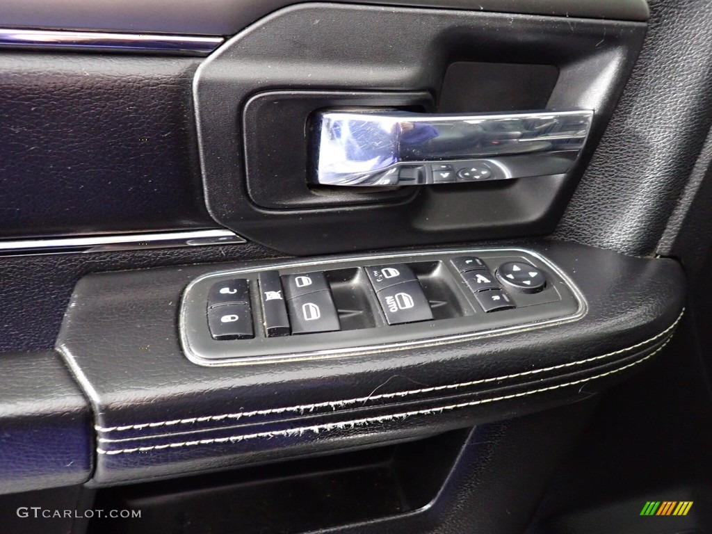 2014 1500 Sport Crew Cab 4x4 - Black / Black photo #23