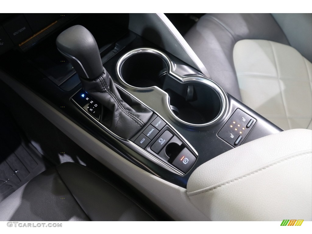 2018 Camry XLE V6 - Wind Chill Pearl / Ash photo #14