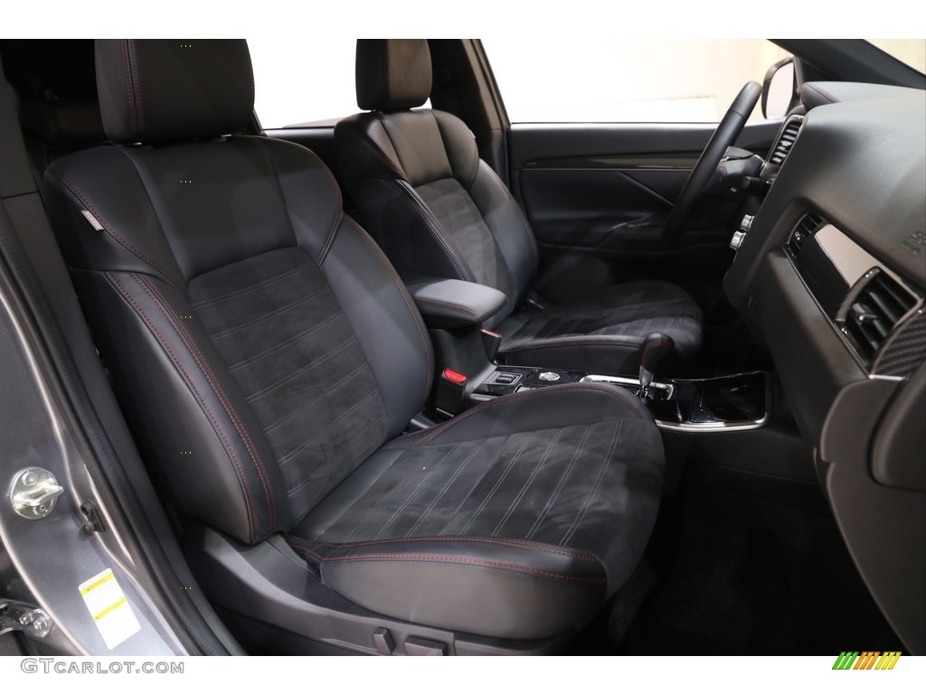 Black Interior 2020 Mitsubishi Outlander LE S-AWC Photo #141168466