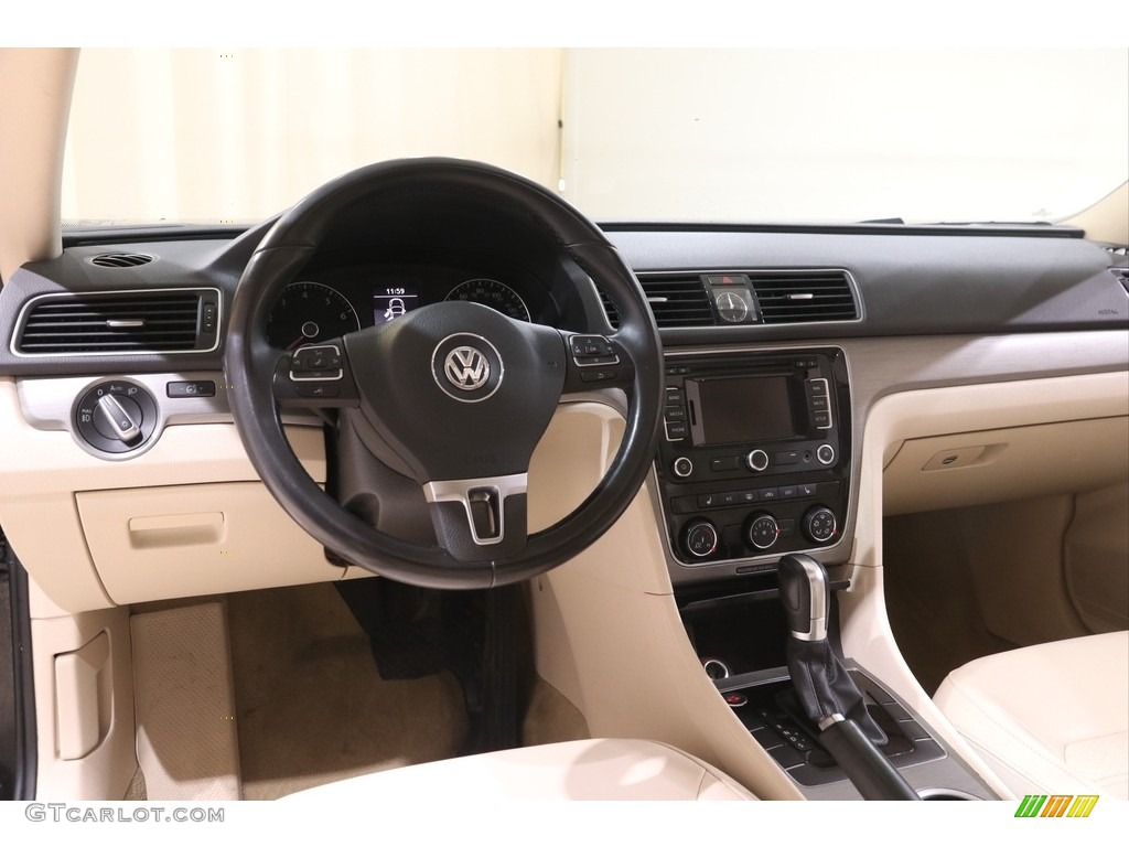 2015 Passat SE Sedan - Black / Cornsilk Beige photo #6