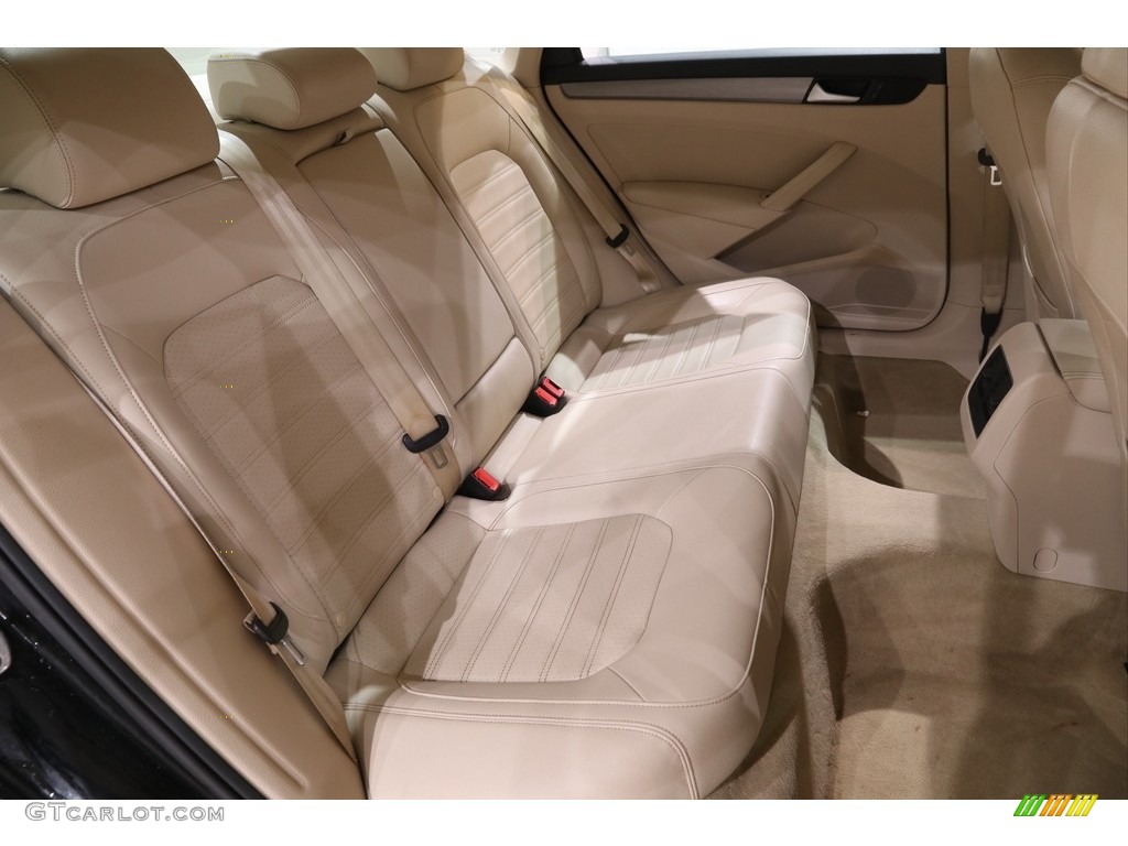 2015 Passat SE Sedan - Black / Cornsilk Beige photo #14