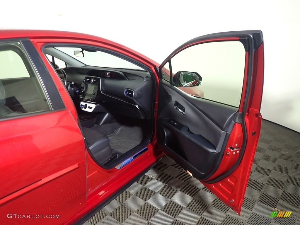 2017 Prius Three - Hypersonic Red / Black photo #39
