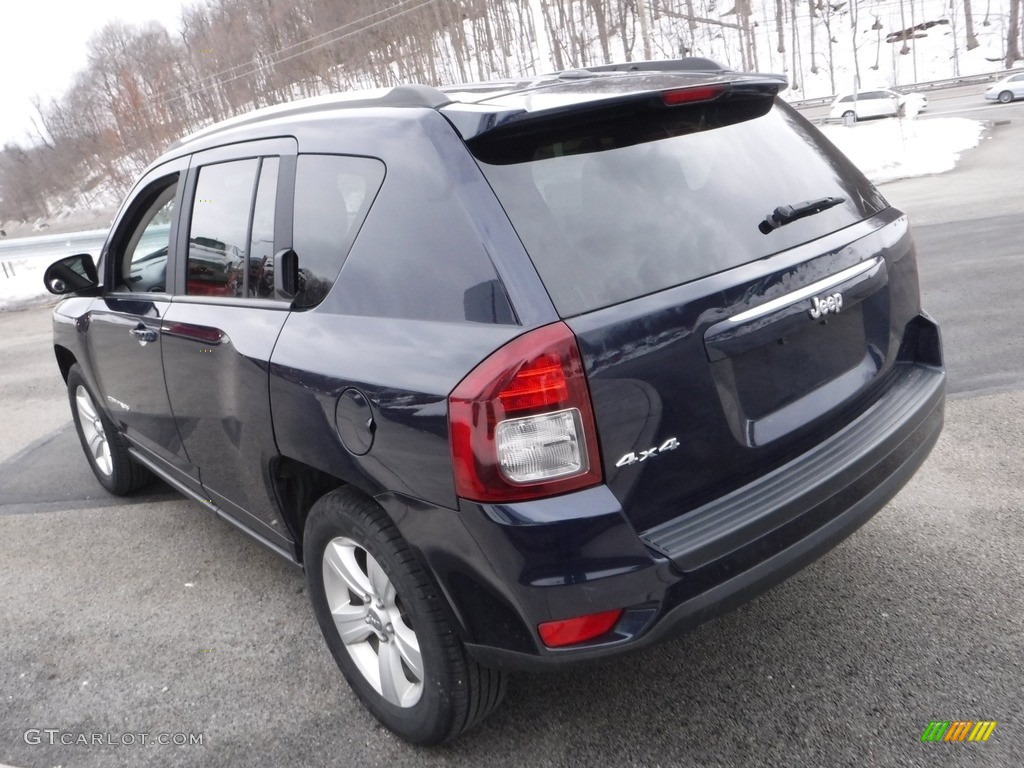 2016 Compass Sport - True Blue Pearl / Light Pebble Beige/Dark Slate Gray photo #11