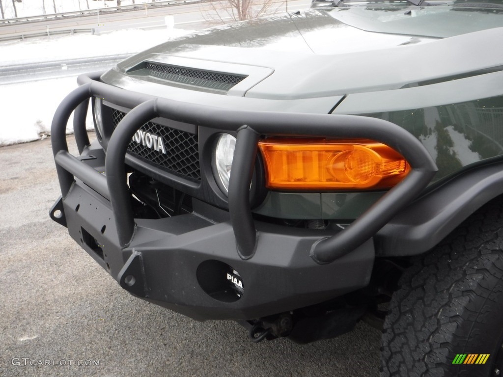 2011 FJ Cruiser 4WD - Army Green / Dark Charcoal photo #12
