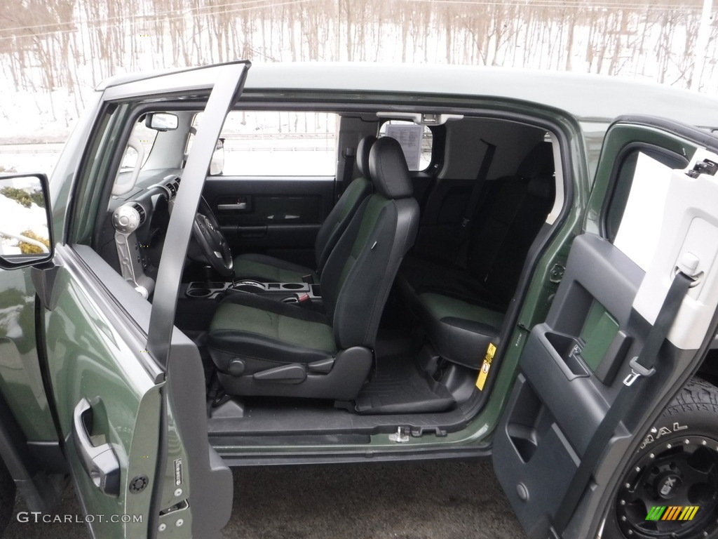 2011 FJ Cruiser 4WD - Army Green / Dark Charcoal photo #17