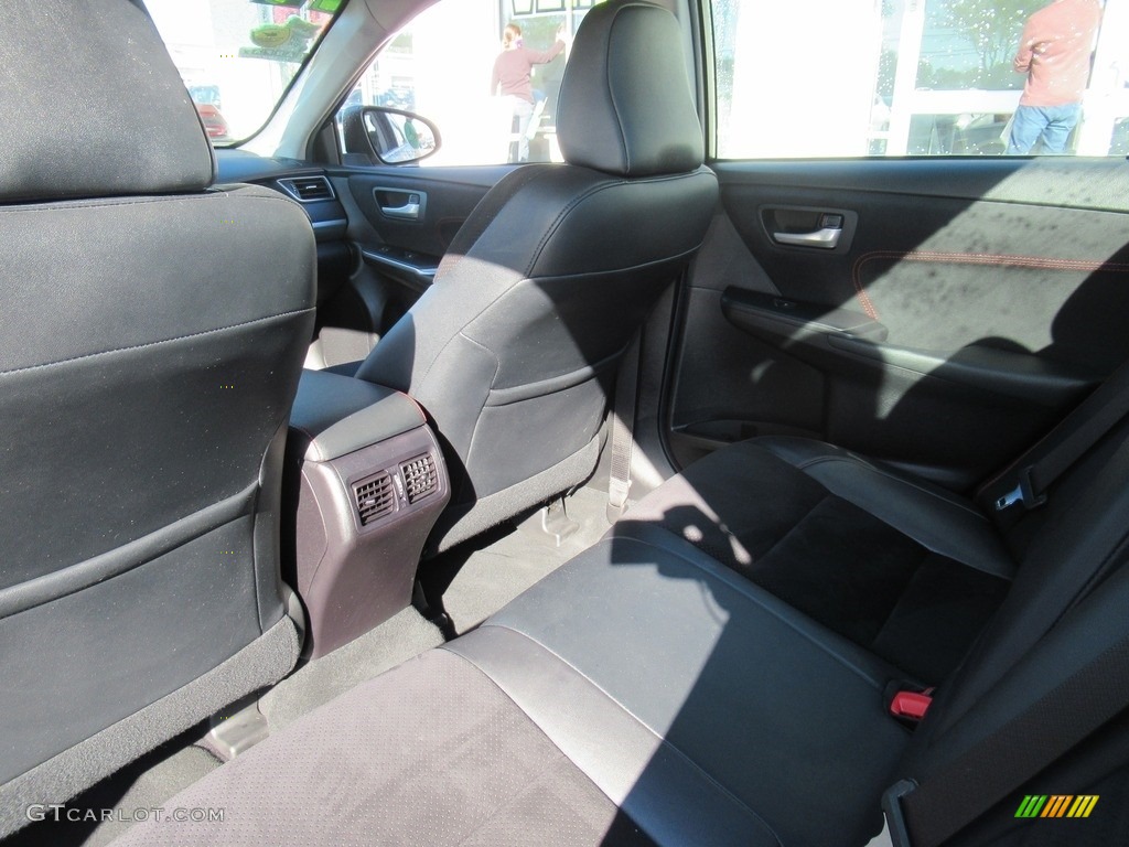 2015 Camry XSE - Celestial Silver Metallic / Black photo #11