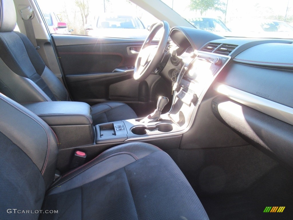 2015 Camry XSE - Celestial Silver Metallic / Black photo #12