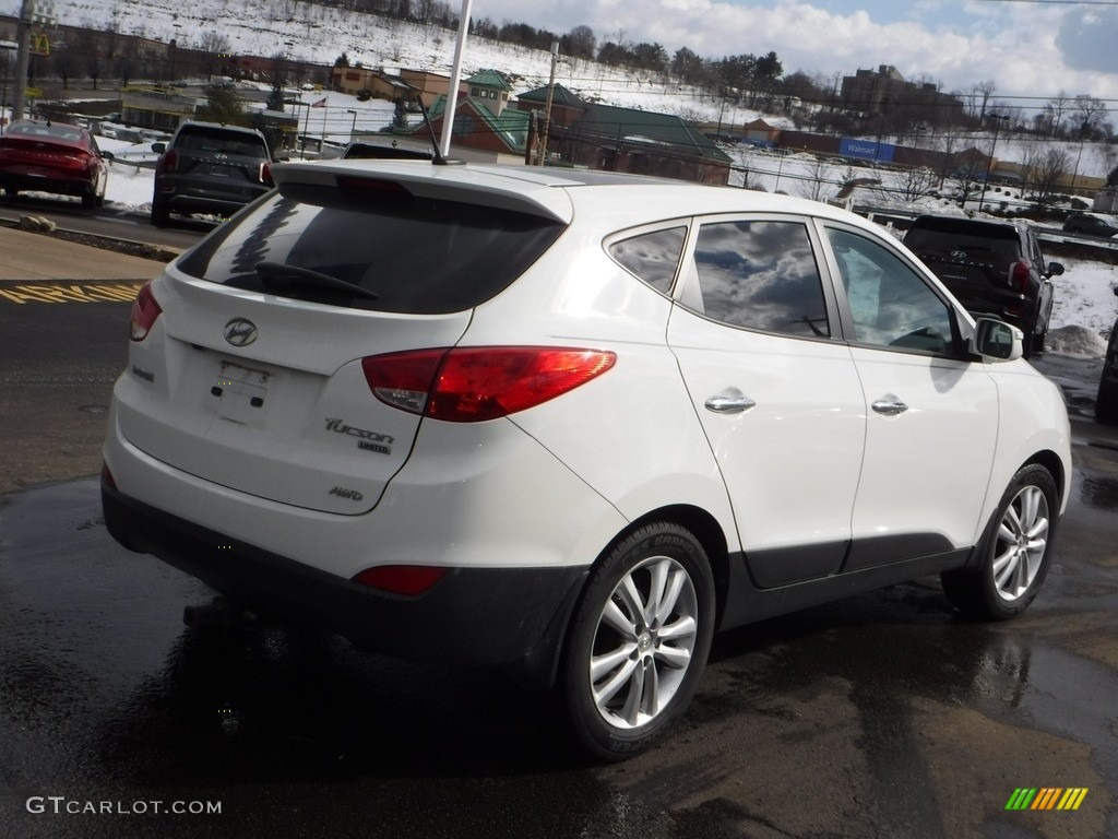 2011 Tucson Limited AWD - Cotton White / Black/Saddle photo #8