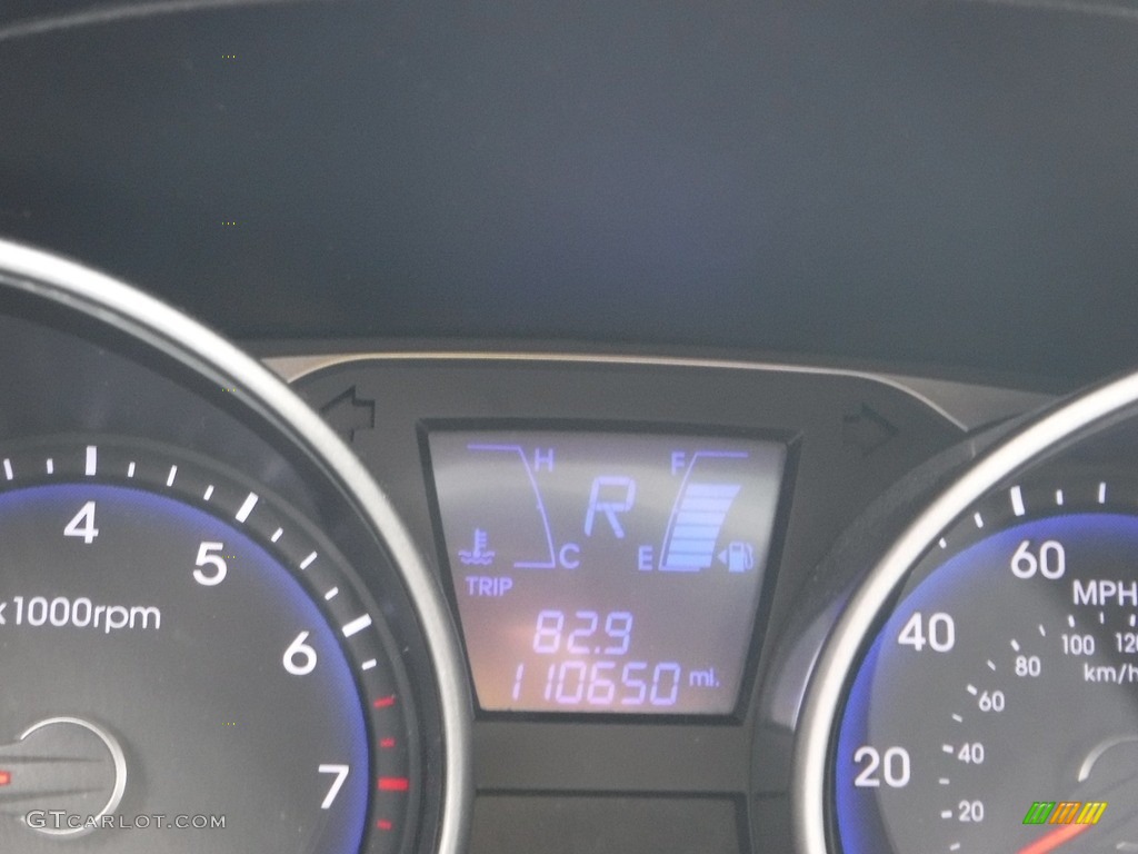 2011 Tucson Limited AWD - Cotton White / Black/Saddle photo #28
