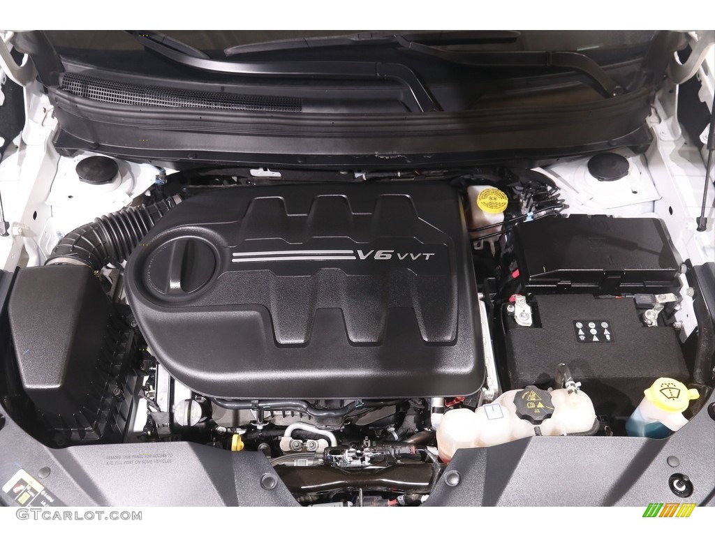 2019 Jeep Cherokee Trailhawk Elite 4x4 Engine Photos
